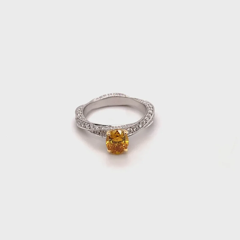 White Gold Yellow Diamond Oval Ring 1.25ct - Image 3